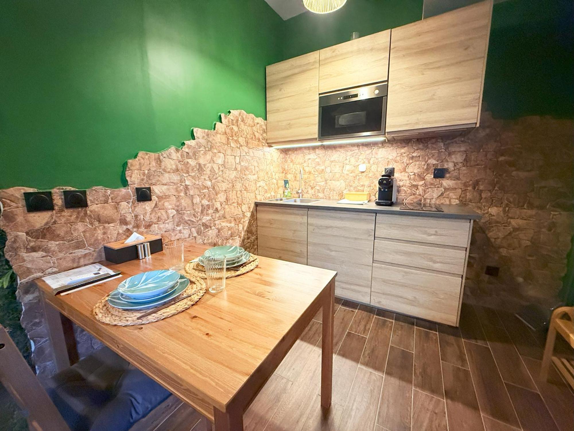 Narbnb - Jungle Suite - Jacuzzi - Centre - Clim Нарбонна Экстерьер фото